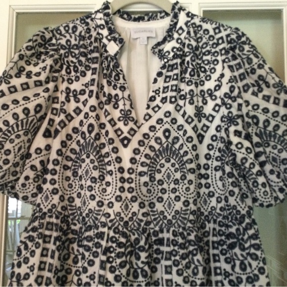 THML eyelet dress - Picture 2 of 3